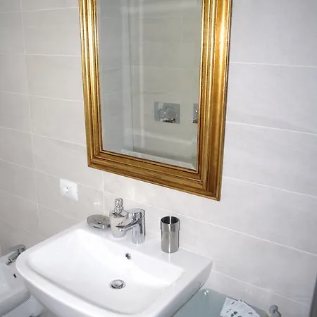 Maison Saint Bon 1 *